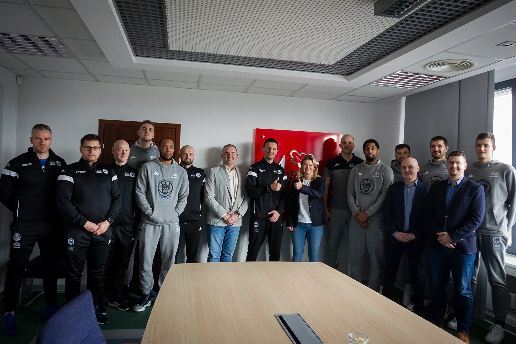 Rottweilery z wizytą u sponsora strategicznego