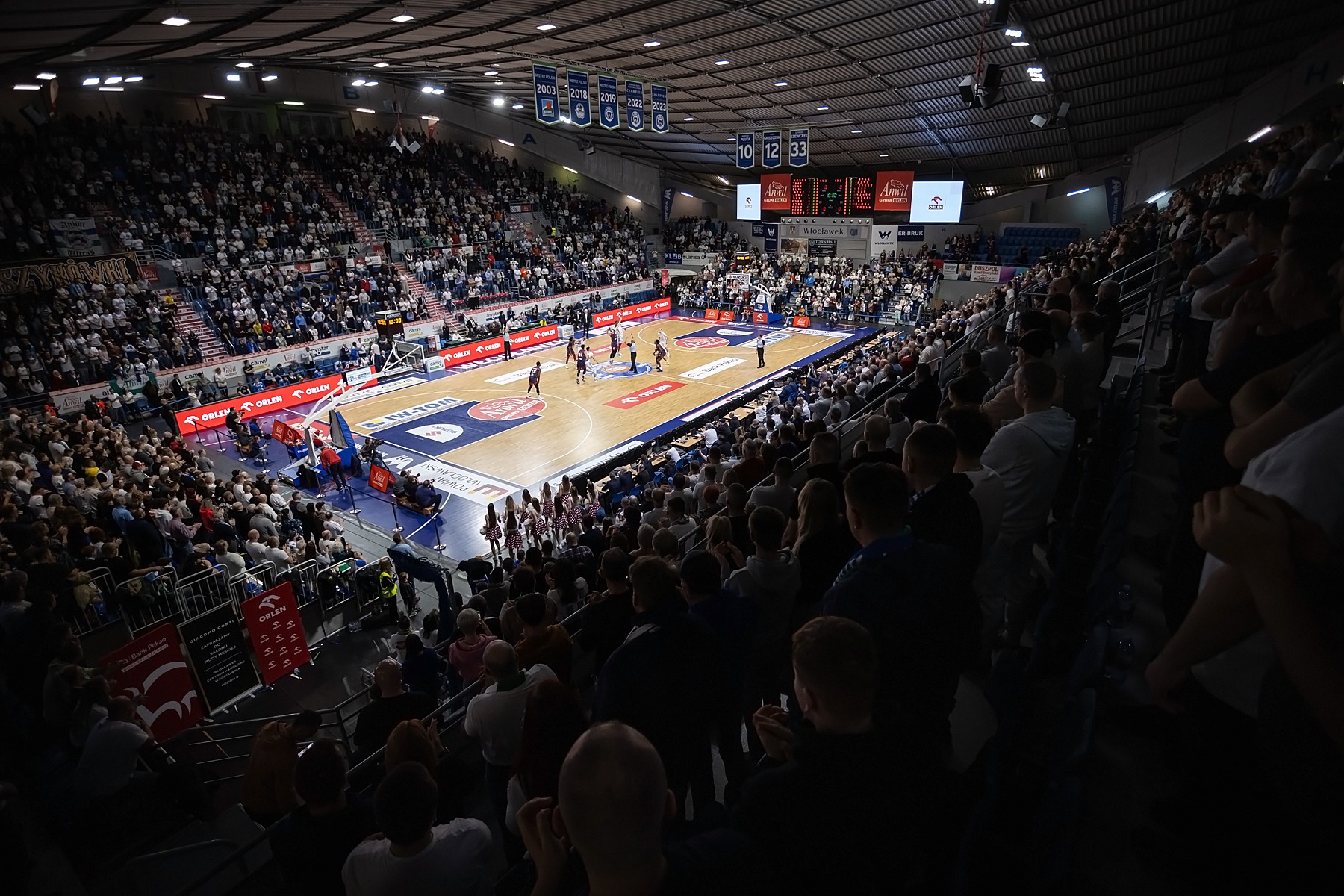 BILETY: Fribourg, MHP RIESEN i Zastal
