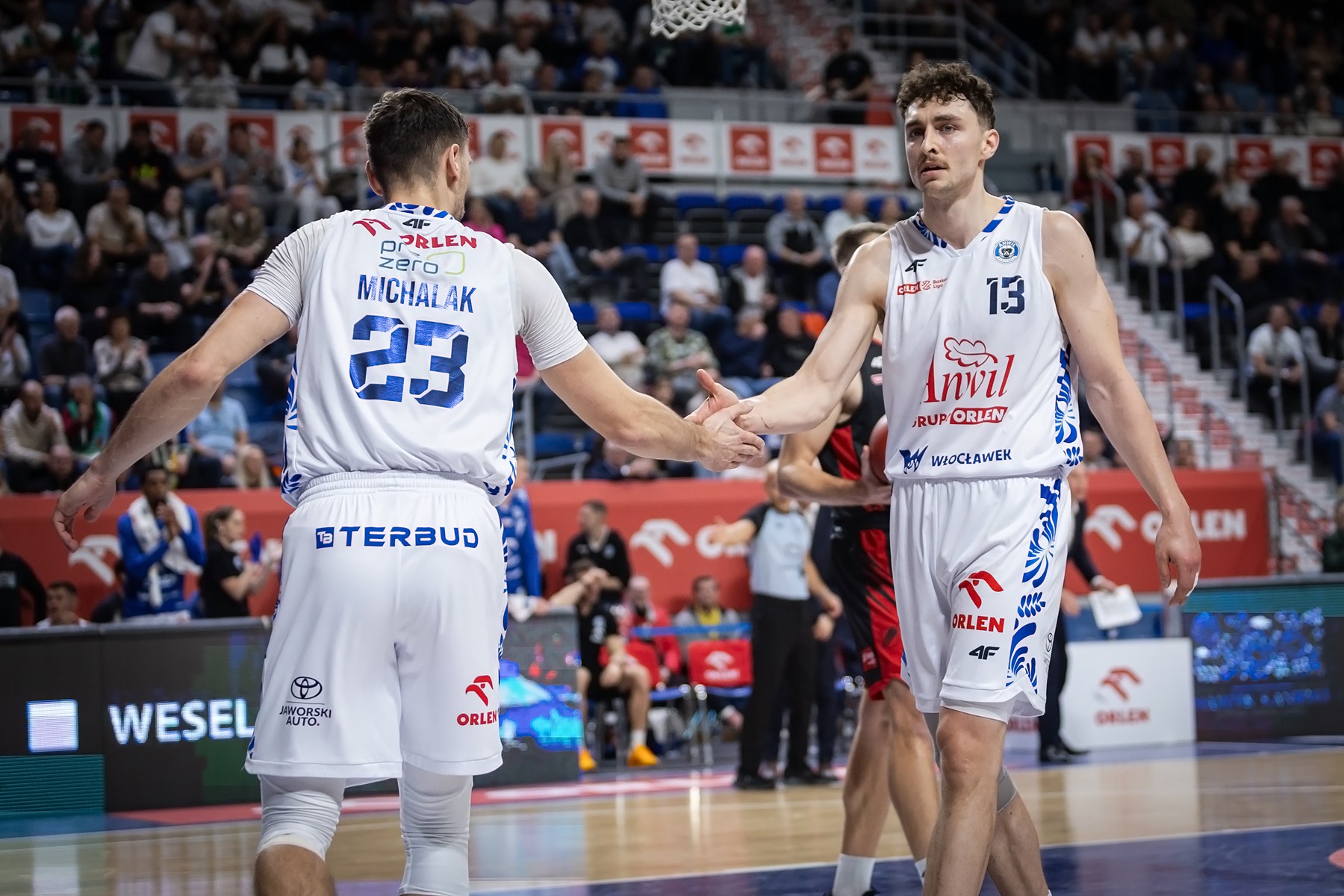 Mocny cios po przerwie