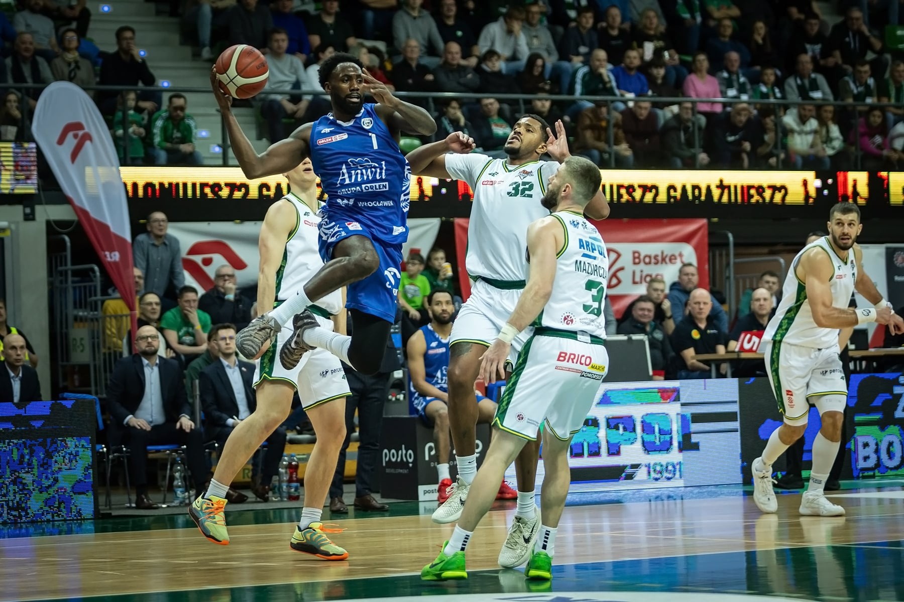 Nieskuteczna pogoń w drugiej połowie 