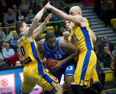 Ton nadawał Walton