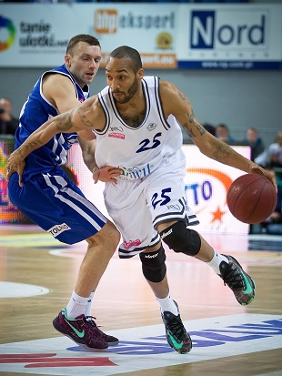 Zone defense passes a test