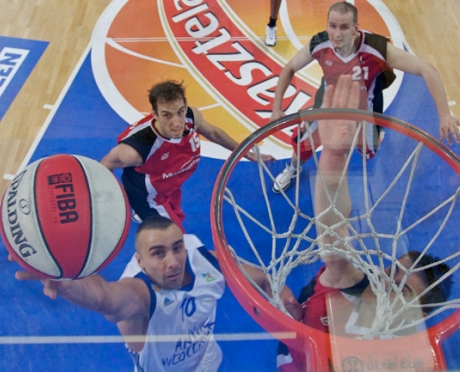 Hala Mistrzów nadal szczęśliwa