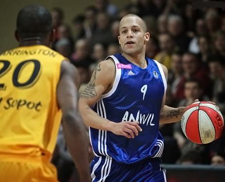 Chris Thomas: Prawdziwe serce drużyny