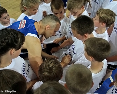 Gortat w Meczu Pluty i na spotkaniu z młodzieżą