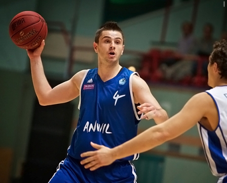 Anwil mistrzem końcówek