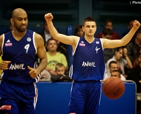 Jest moc: Anwil pokonuje Energę Czarnych