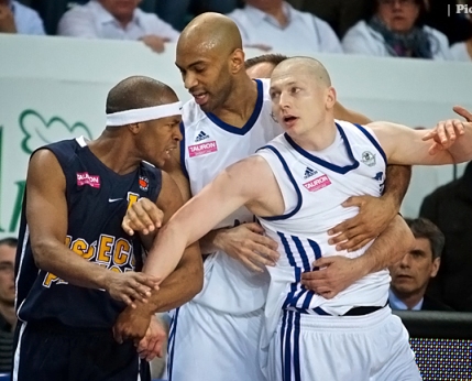 Extremely good defense stops the champs