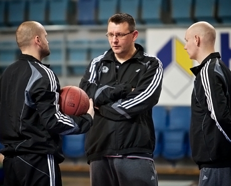 Anwil w bojowych nastrojach