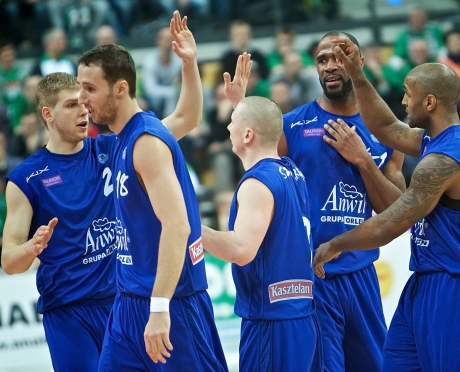 Z(m)ielona Góra i triumfujący Anwil