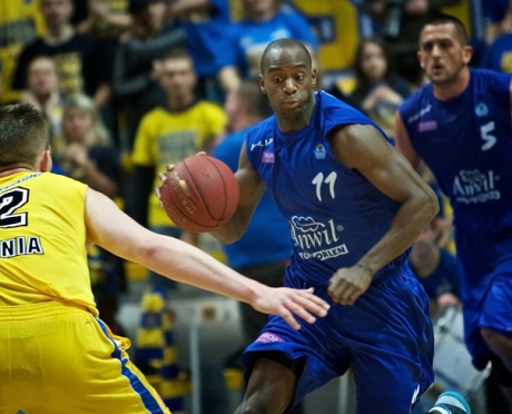 Ginyard MVP kwietnia