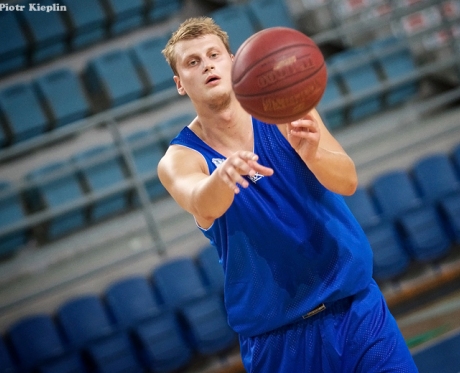 Anwil ponownie górą