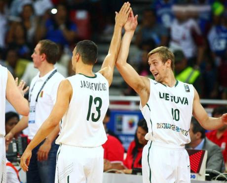 Deividas Dulkys on the backcourt